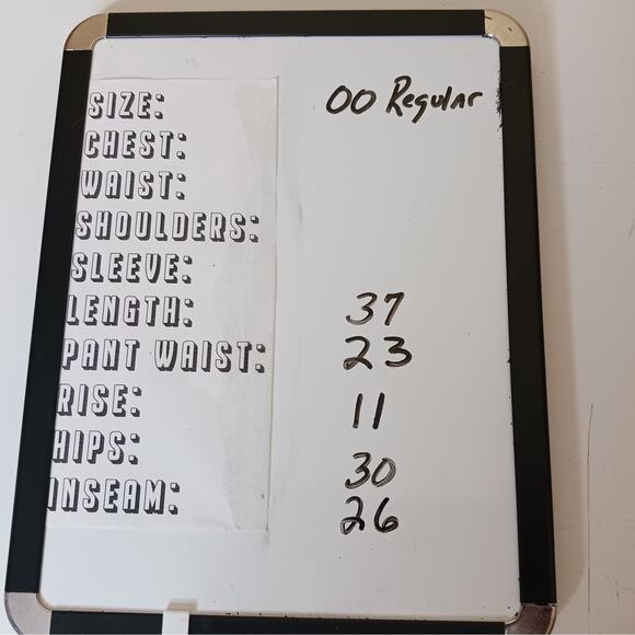 American Eagle Highest Rise Mom Jean Womens Size 00 Blue Distressed Ripped - Picture 2 of 16